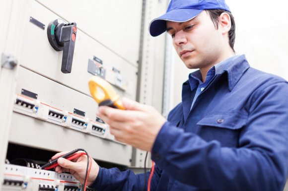 Câblage d'une armoire électrique industrielle - Saint-Maximin-la-Sainte-Baume - Automatisme Vision Service